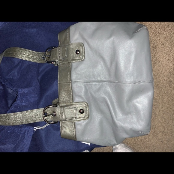 Authentic Coach bag. - Picture 7 of 8